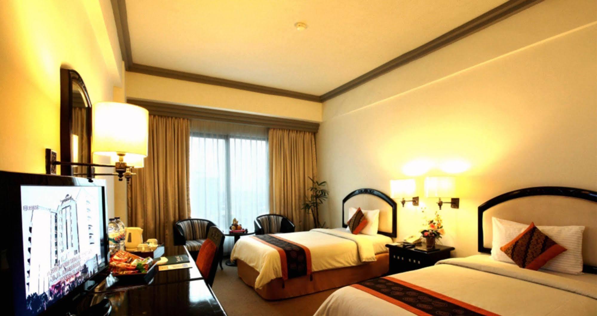 Maxwell Hotel Jakarta Kültér fotó